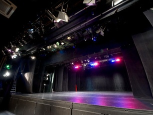 Grand stage LGL
