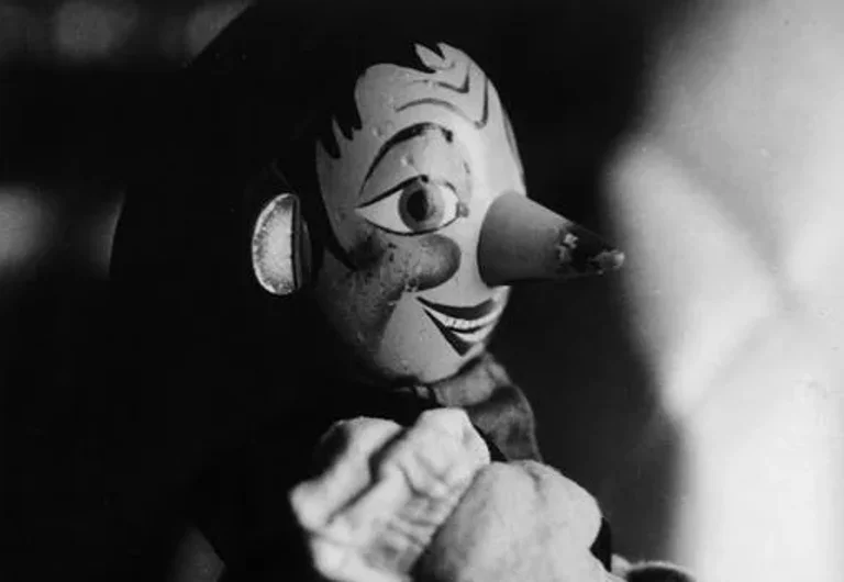 Kaznovana trdosrčnost ali Peteršiljčkovo mamo rubijo (1940)