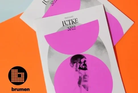 Priznanje za odlično slovensko oblikovanje prejela Ajda Schmidt za celostno grafično podobo festivala LUTKE 2022