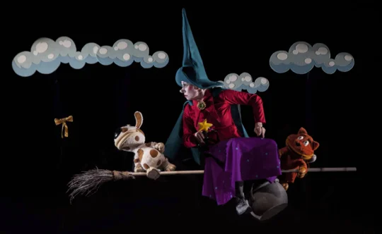 Bi se gnetli na tej metli?, izven