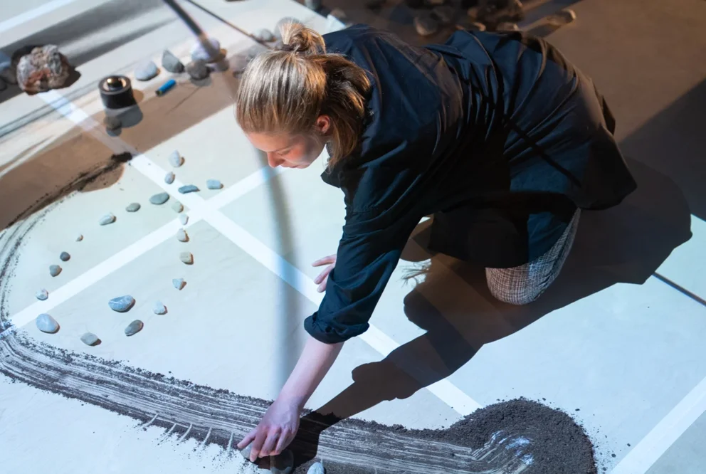 Ples v kamnu, foto Gregor Gobec