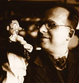 Dr. Niko Kuret z lutko Pavlihe - 1939